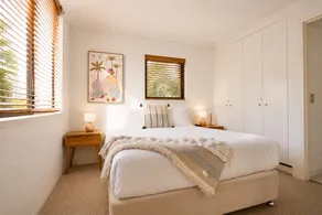 Paradise plantation on Noosa Hill 143NI - Image 3