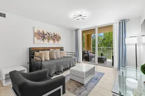 Yacht Club Miami Suite 2BR/2BA w/Pool+Free Parking - Image 4