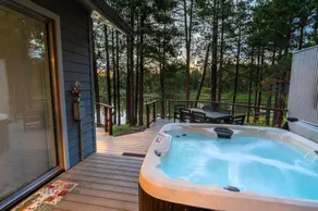 Modern Greer Lake House with Hot Tub - Image 2