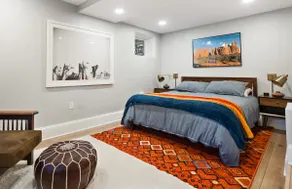 Bright DC Garden Suite with Patio - Image 5