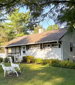 Cute & Cozy near Cornell --1 Bedroom 1 Bath - Image 4