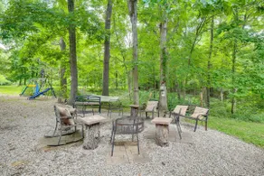 Haven in the Woods w/ 150 Acres, 2 Ponds - Image 2