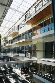 Atrium by Xtay – Fully equipped, great location - Image 4