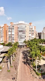 Atrium by Xtay – Fully equipped, great location - Image 5