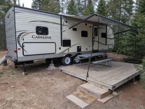 Private waterfront bunkie cabin + RV trailer - Image 2