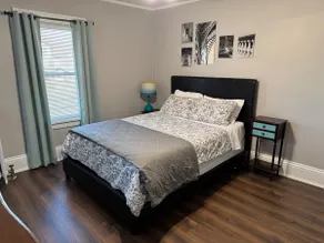 Bright, clean 3 bedroom upper level apartment. - Image 4