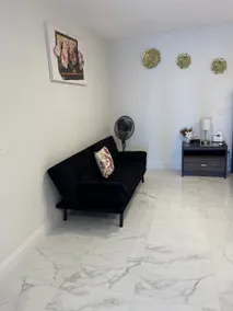 Beautiful Studio with Private entrance. - Image 2