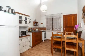 Charming chalet 5 minutes from Estaleiro Churras&Pet Beach - Image 5
