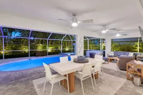 Seaclusion -Luxury Saltwater Pool/Spa/Cold Plunge/Minigolf/ Near Beach - Image 2