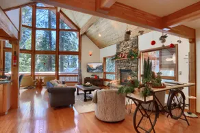 Yosemite Park A-Frame | New AC + Panoramic Views! - Image 4