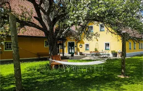 Large vacation home Muerzsteg - Image 4