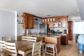 Amazing Beach Front View & Pools! 3 Bdrm 3 Bath - Image 4