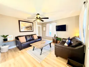 Third St Cottage | Walk to Train, River & Downtown - Image 4