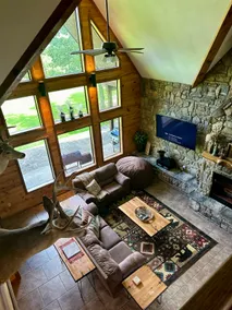 Cedar Ridge Lodge at Mountain Vista Retreat - Image 2