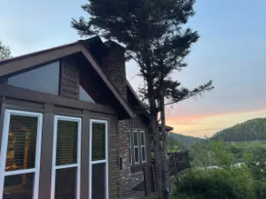 The Eagle's Rest Country Cabin - Image 4