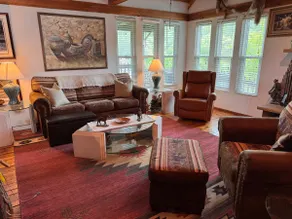The Eagle's Rest Country Cabin - Image 3