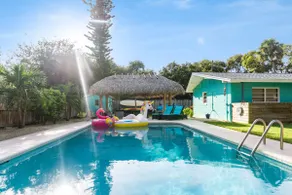 Large Heated Pool, Tiki, Walk 2 Beach, Mini-Golf - Image 2