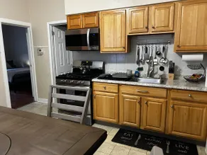 A Bayonne safe 2-bedroom apt close to NYC - Image 4