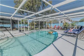 SaltedHeated pool 5BDR3Bath/9 min2ClBeach Sleep22 - Image 3