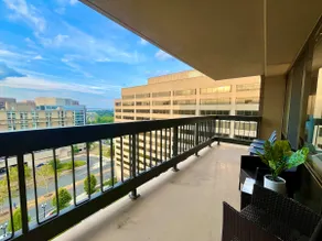 DC View•Balcony•Gym•Garage Near DC/Metro/Mall - Image 4