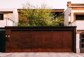 Charming modern apartment! Great location! - Image 2