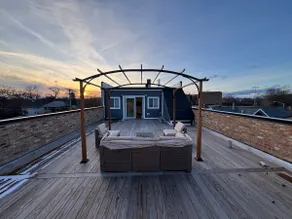 Swanky Rooftop Sleeps 16 Birthday Anniversary - Image 2