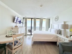 Aloha Hibiscus Condo – Sunset & Balcony Views - Image 3