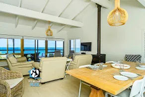 PetLet 12: Viste mozzafiato e Reno'd Beach Chic - Image 3