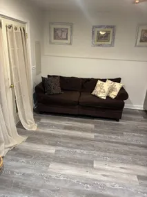 Alluring, feel-good, private suite in corner home. - Image 3
