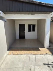 Apartment. Independent with private parking. - Image 5