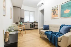Cozy Renovated Flat • Metro M1 • Milano 2026 - Image 2