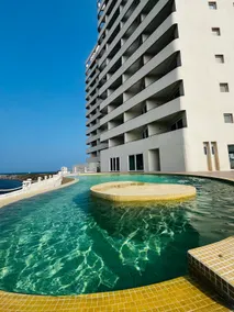 Ideal Getaway: Oceanfront Apartment on the Riviera - Image 4