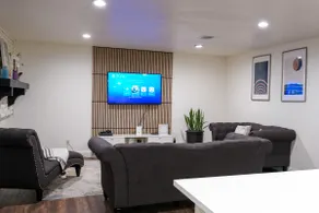 Plano/Frisco • 3BR Home • Sleeps 10 • Perfect for Groups & Business - Image 5
