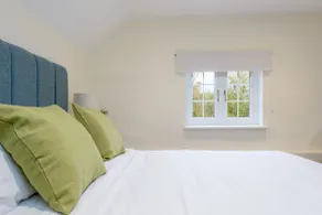 Two bedroom Cottage walled garden - Image 4