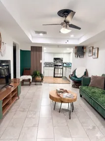 Private 2BR Guesthouse Near Houston Chinatown - Image 2