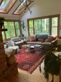 Secluded Treehouse, Great Views, near Hwy 20 and golf, remodeled primary bath - Image 5