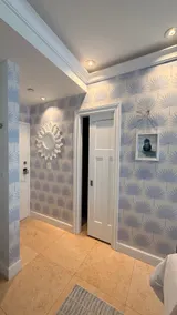 Luxe King Suite - near beach - Image 5