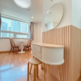 Perfect for Lotte Tower/Olympic Park/Asan Hospital - Image 2