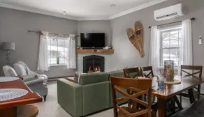 Riverside Retreat 3BR-Games Room-Hot Tub-Fire Pit - Image 5