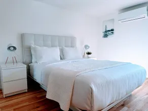 2-story old Trois-Rivières condo near the water - Image 5