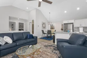 Sleeps8_Near Arrowhead_PetsWelcome - Image 2