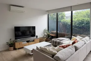 Sunlit 2BR Richmond|Gym, Sauna & Secure Parking - Image 4