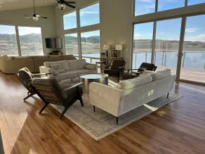 Lakefront House • Pool• Dock• Hot Tub• Sleeps 26 - Image 5