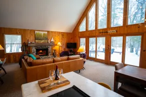Beachfront Cottage off Tunnel of Trees - Image 2