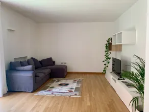 Beautiful Apartment with Large Garden - Image 4