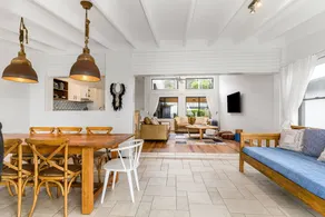 Fuller Holidays - Jane's on Wategos Unit 2, 37 Marine Pde-2 Bed Villa - Image 5