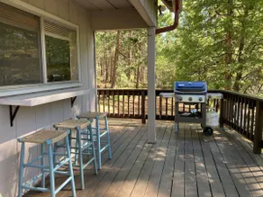Bright, Cheerful Cabin in Blue Lake Springs - Image 5