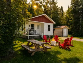 Chalet with Spa in the Forest- Nature Awaits - Image 3