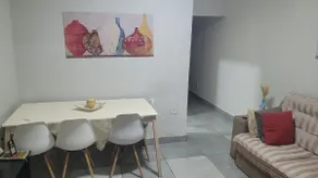 Spacious ground floor apartment with garage - Image 3