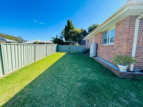 Worrigee 3BR near shops with parking - Image 5
